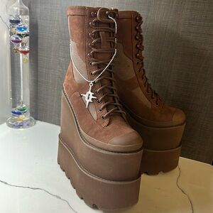 Darker Wavs ATMOSPHERE DOUBLE STACK FIELD GIRL TRAITOR BOOTS - BROWN